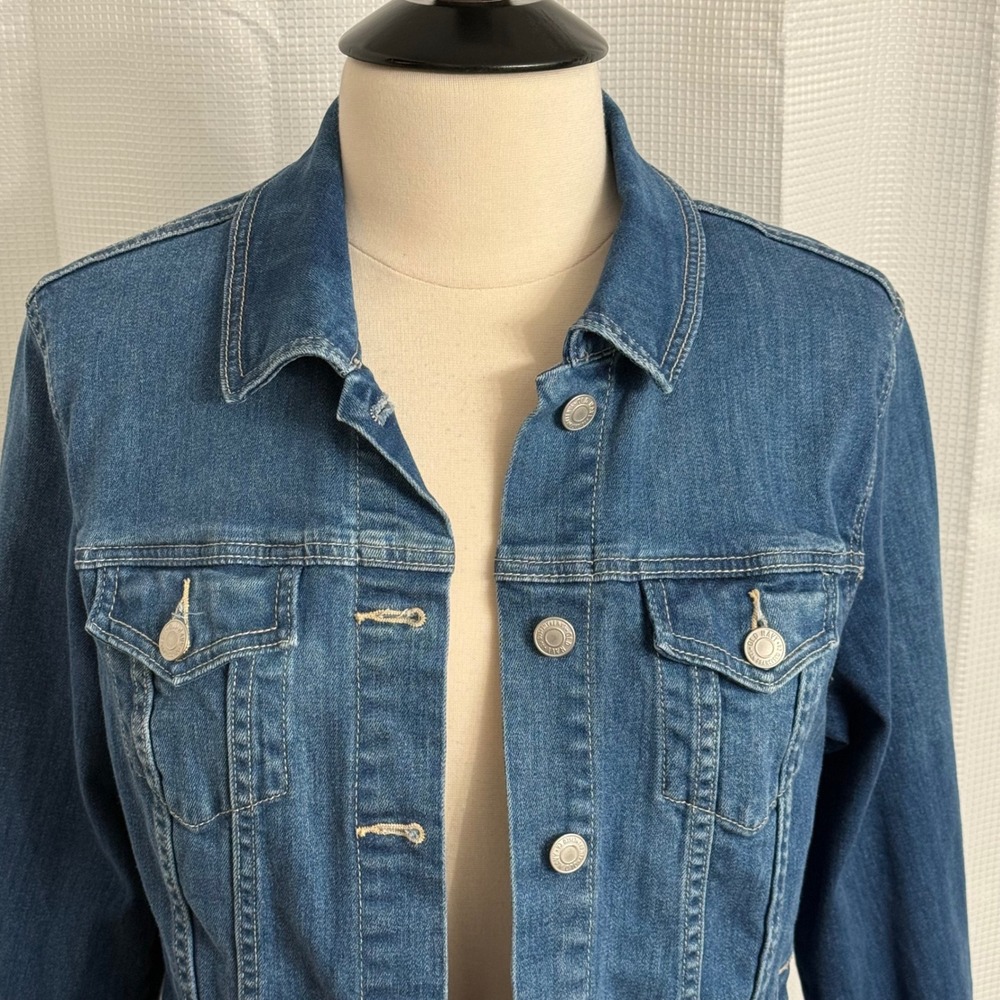 Old Navy Women's Classic Long Sleeve Denim Button Front Jean Jacket - Picture 2 of 7
